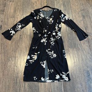 Dress Forum Los Angeles | black, cream & sage floral button midi w/tie waist | L